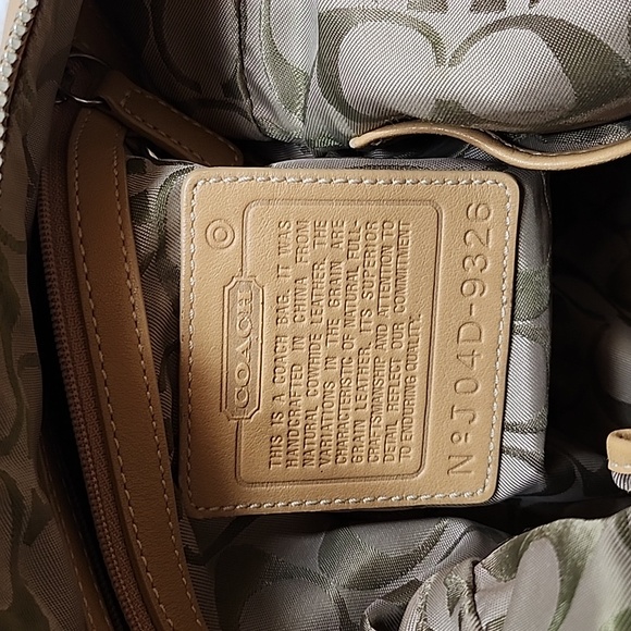 Vintage Coach Legacy slim shoulder crossbody/Hobo bag tan leather - Picture 13 of 16